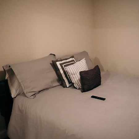 Charm City Luxury 4 Bedroom Brick Home บัลติมอร์ ภายนอก รูปภาพ