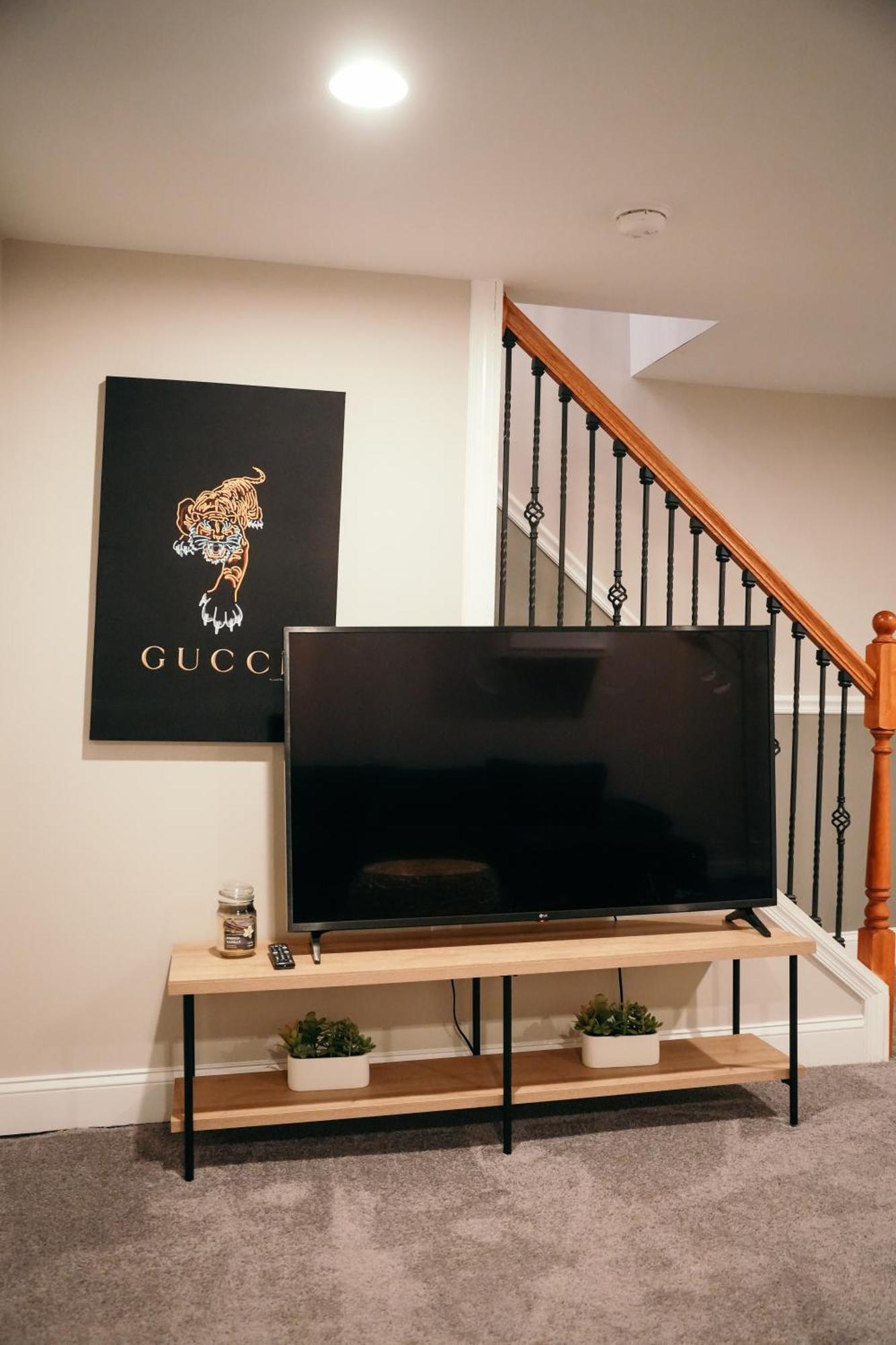 Charm City Luxury 4 Bedroom Brick Home บัลติมอร์ ภายนอก รูปภาพ
