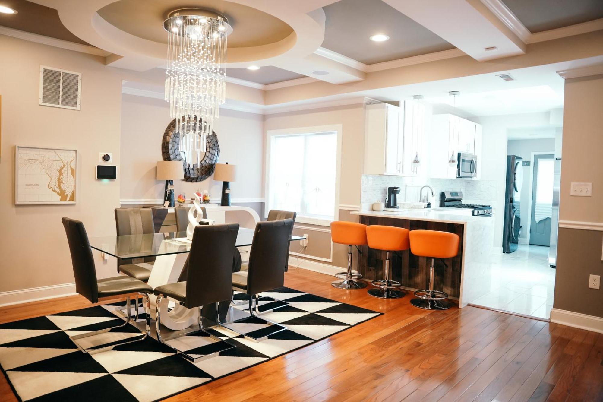 Charm City Luxury 4 Bedroom Brick Home บัลติมอร์ ภายนอก รูปภาพ