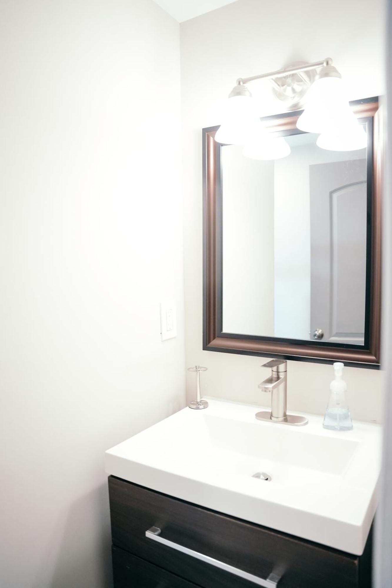 Charm City Luxury 4 Bedroom Brick Home บัลติมอร์ ภายนอก รูปภาพ